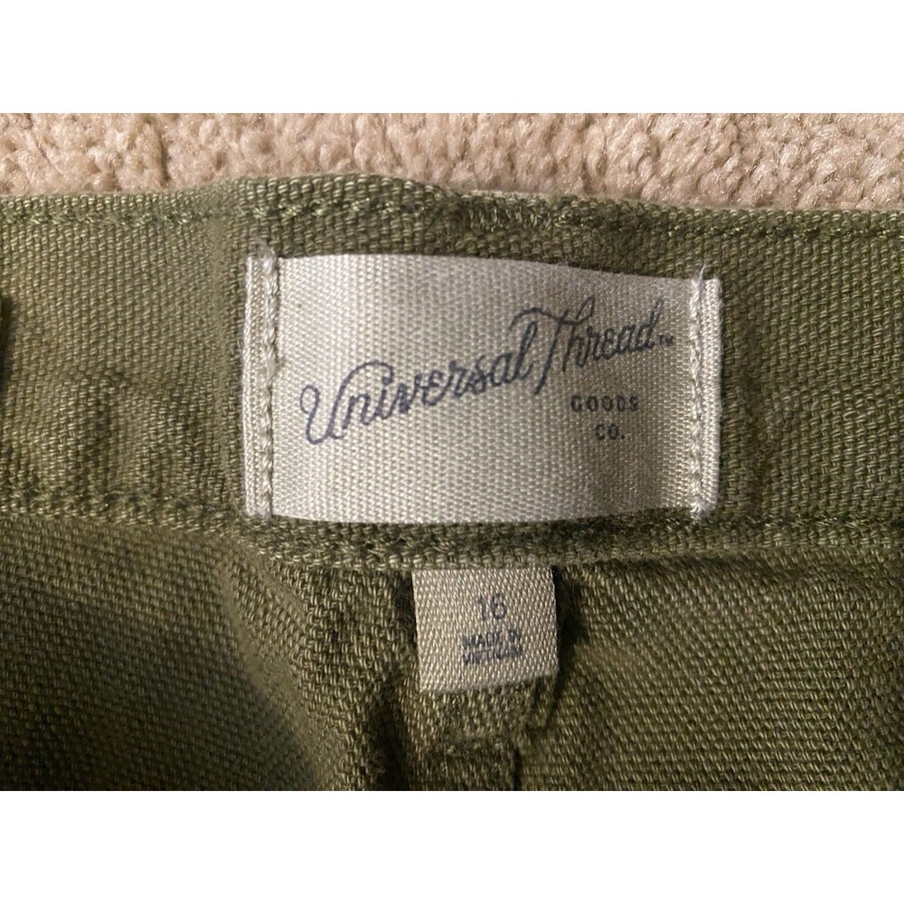 Universal Thread Women's High-Rise Baggy Utility Barrel Jeans Camo Green Size 16 - Picture 6 of 14